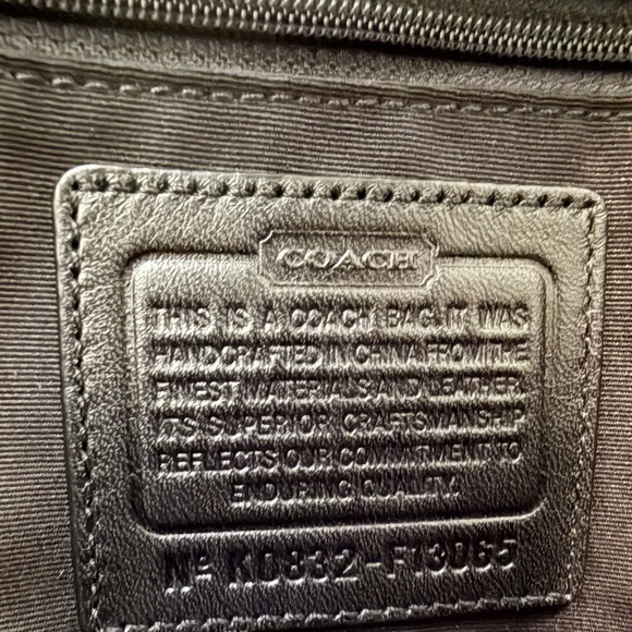 Authentic Coach Black and Gray Hampton Shoulder Bag - Picture 8 of 11